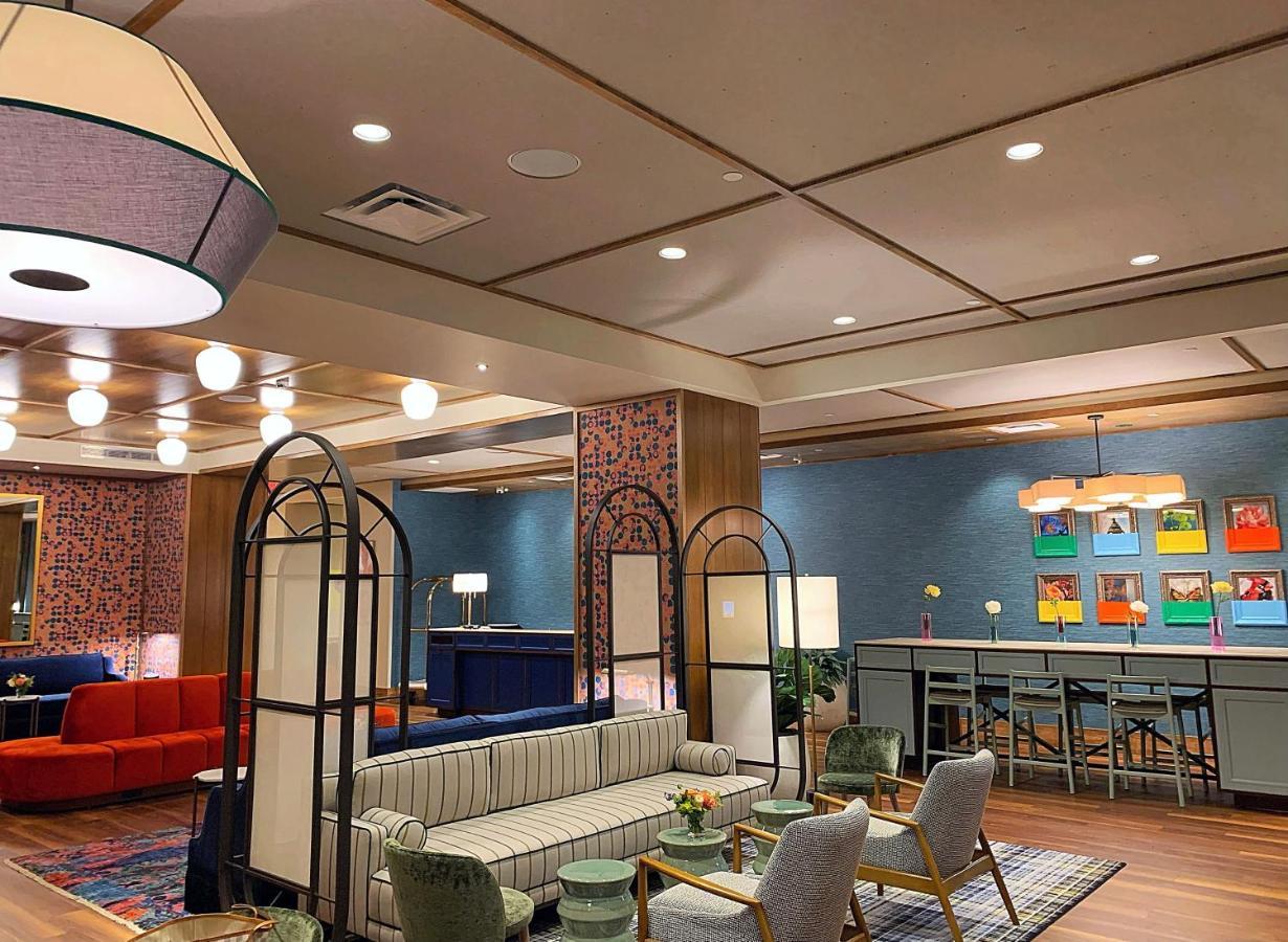 The Bradley Hotel Форт Уейн Екстериор снимка